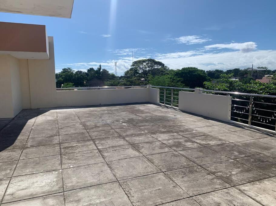 Lee'S Apartment Dumaguete City Exterior foto